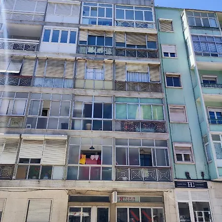 Twin In Penha De Franca Lisboa